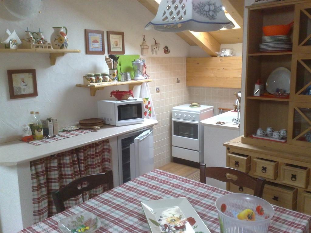Maso Weiss Bed & Breakfast Bieno  Стая снимка